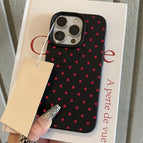 Black / iPhone 15 Plus