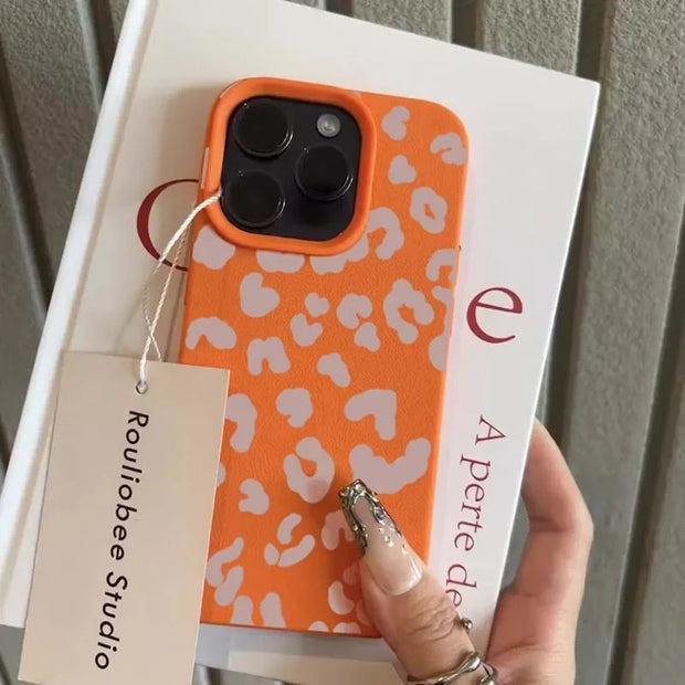 <a href="https://tavusstore.com/collections/premium-phone-case" title="https://tavusstore.com/collections/premium-phone-case">Phone Cases</a>